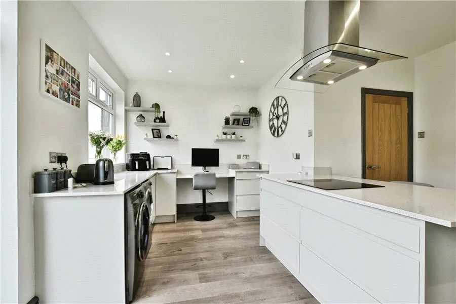 Hawthorn Road, Gatley, Cheadle, Greater Manchester, SK8, photo 7
