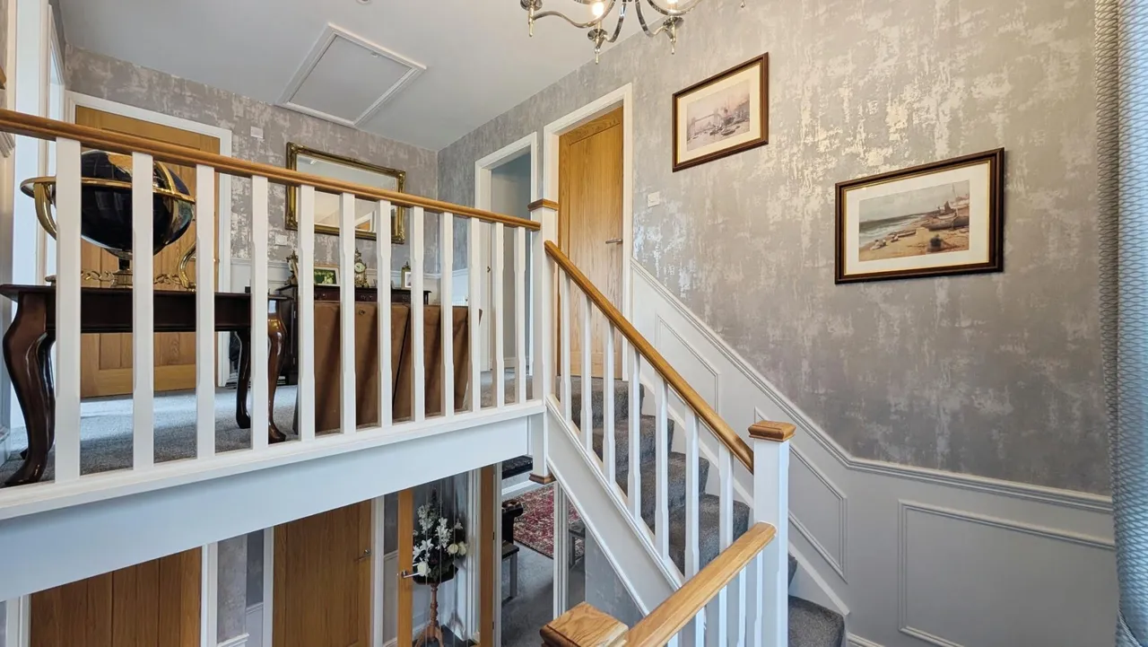 Cutsyke Avenue, Castleford, WF10, photo 14