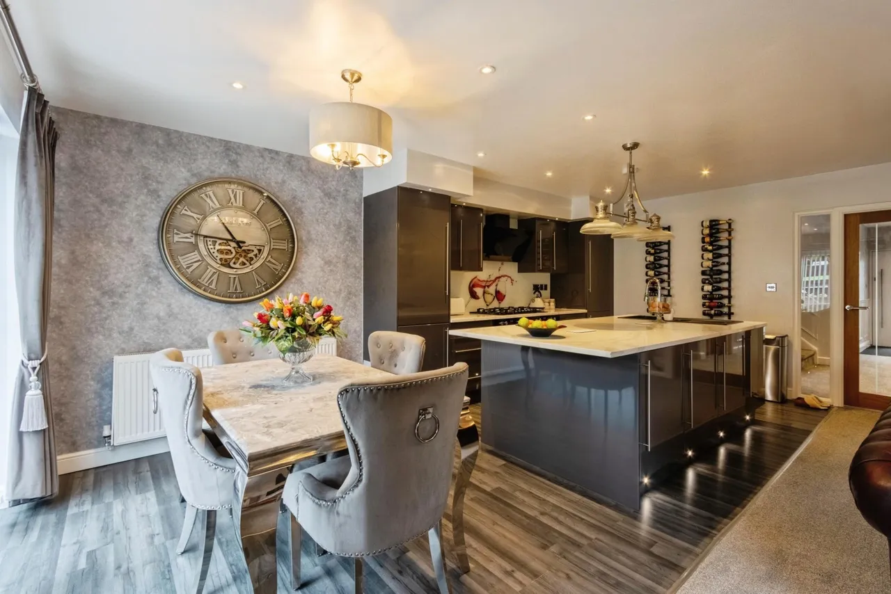 Cutsyke Avenue, Castleford, WF10, photo 10