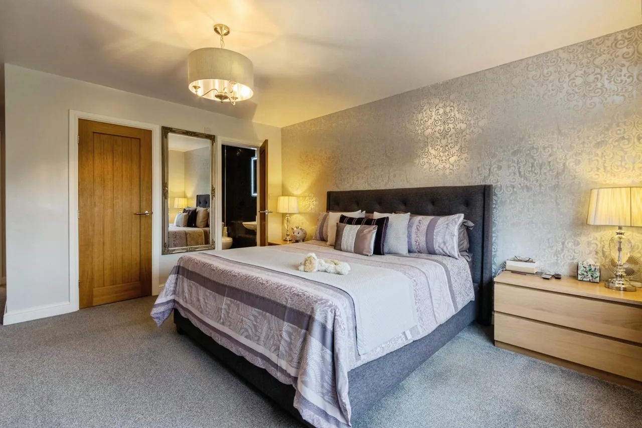 Cutsyke Avenue, Castleford, WF10, photo 17