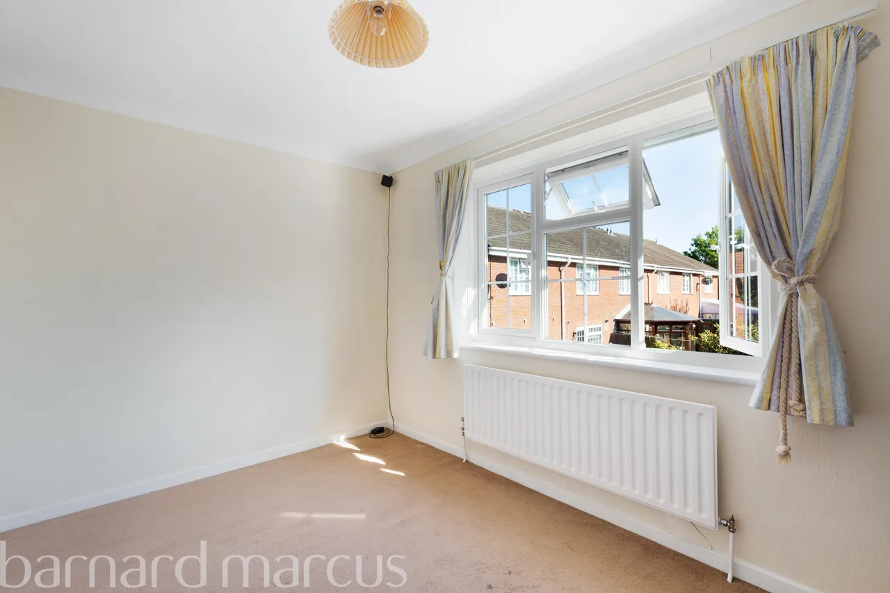 Hawthorne Place, Epsom, KT17, photo 6