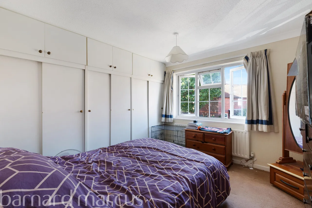 Hawthorne Place, Epsom, KT17, photo 5