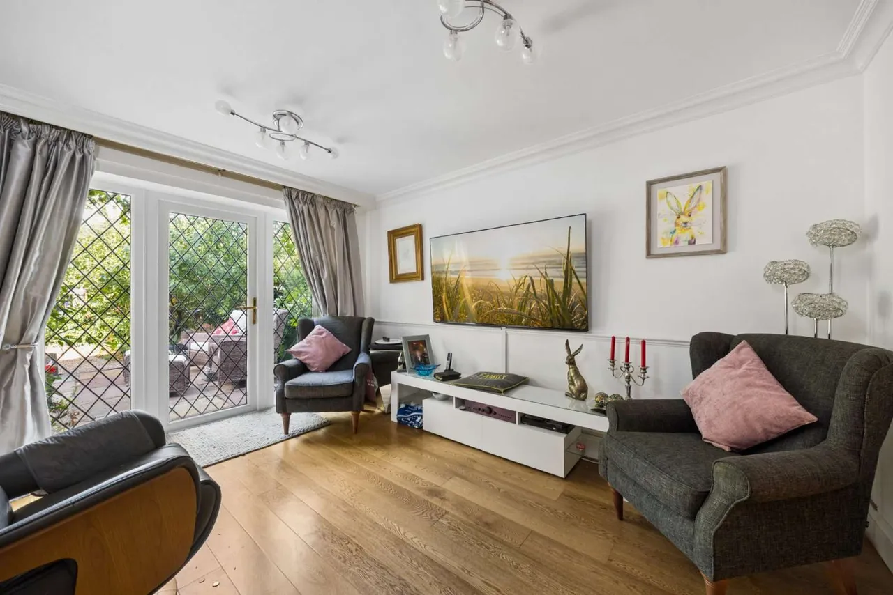 Dunlin Rise, Guildford, GU4, photo 9