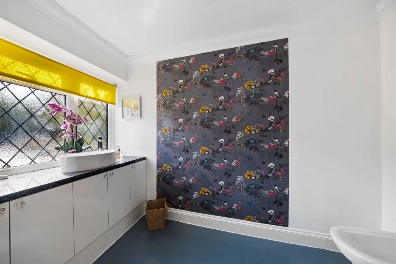 Dunlin Rise, Guildford, GU4, photo 18