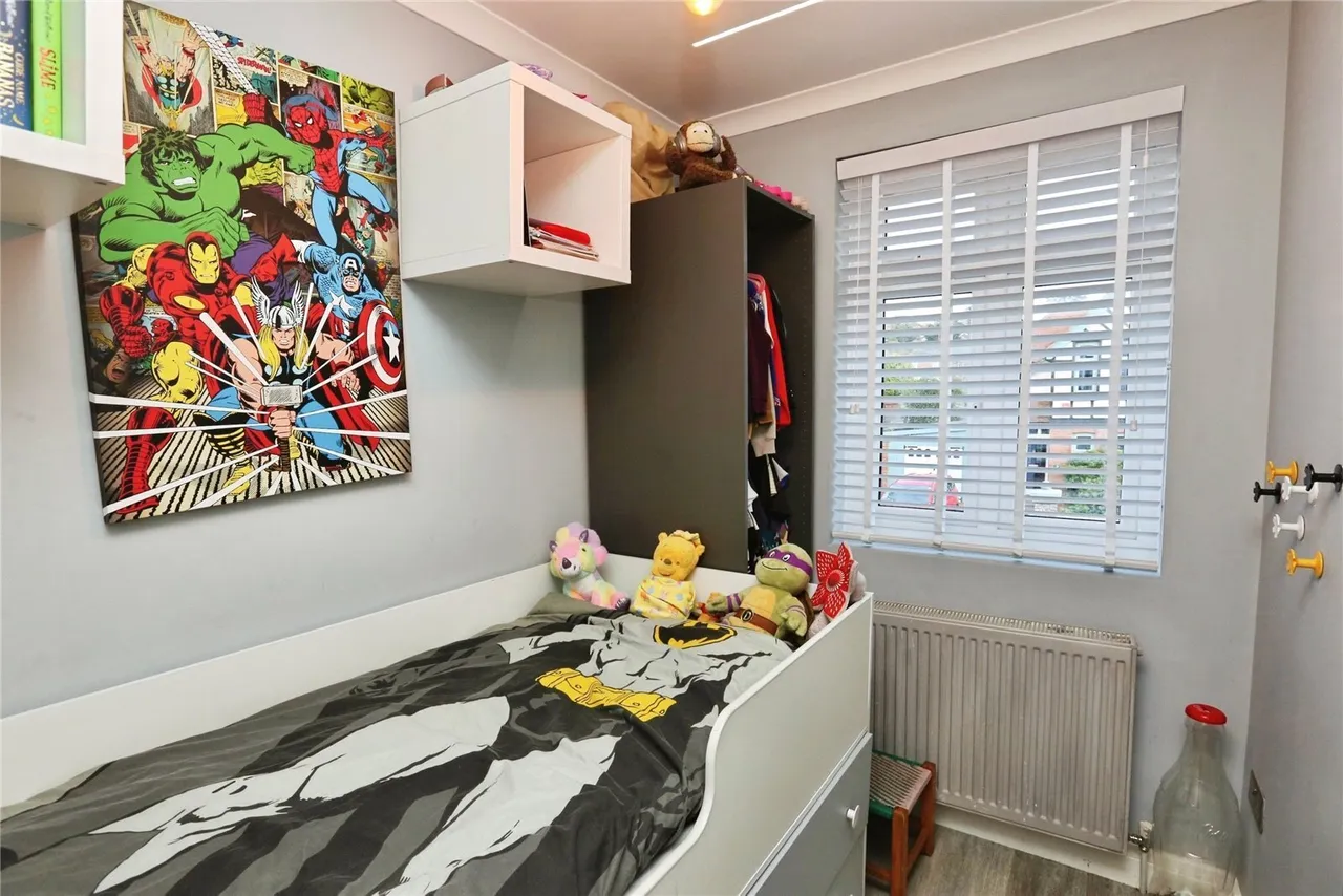 Hillside Avenue, Southampton, SO18, photo 12