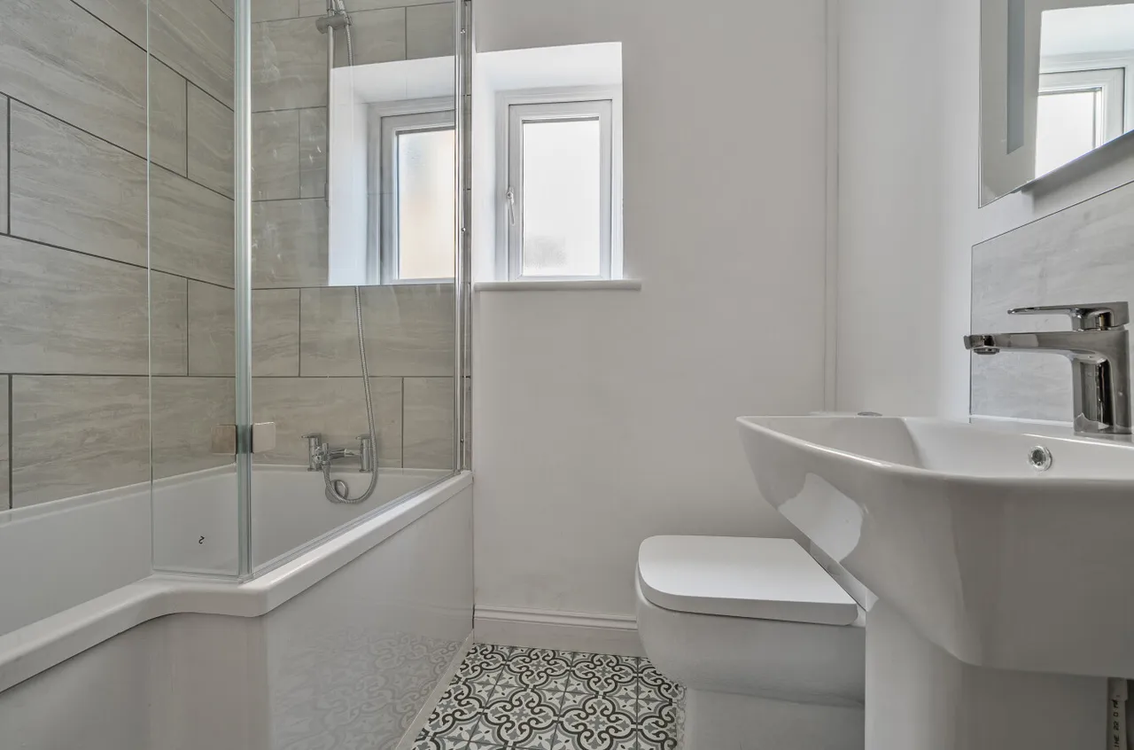 Jessie Road, Southsea, PO4, photo 2