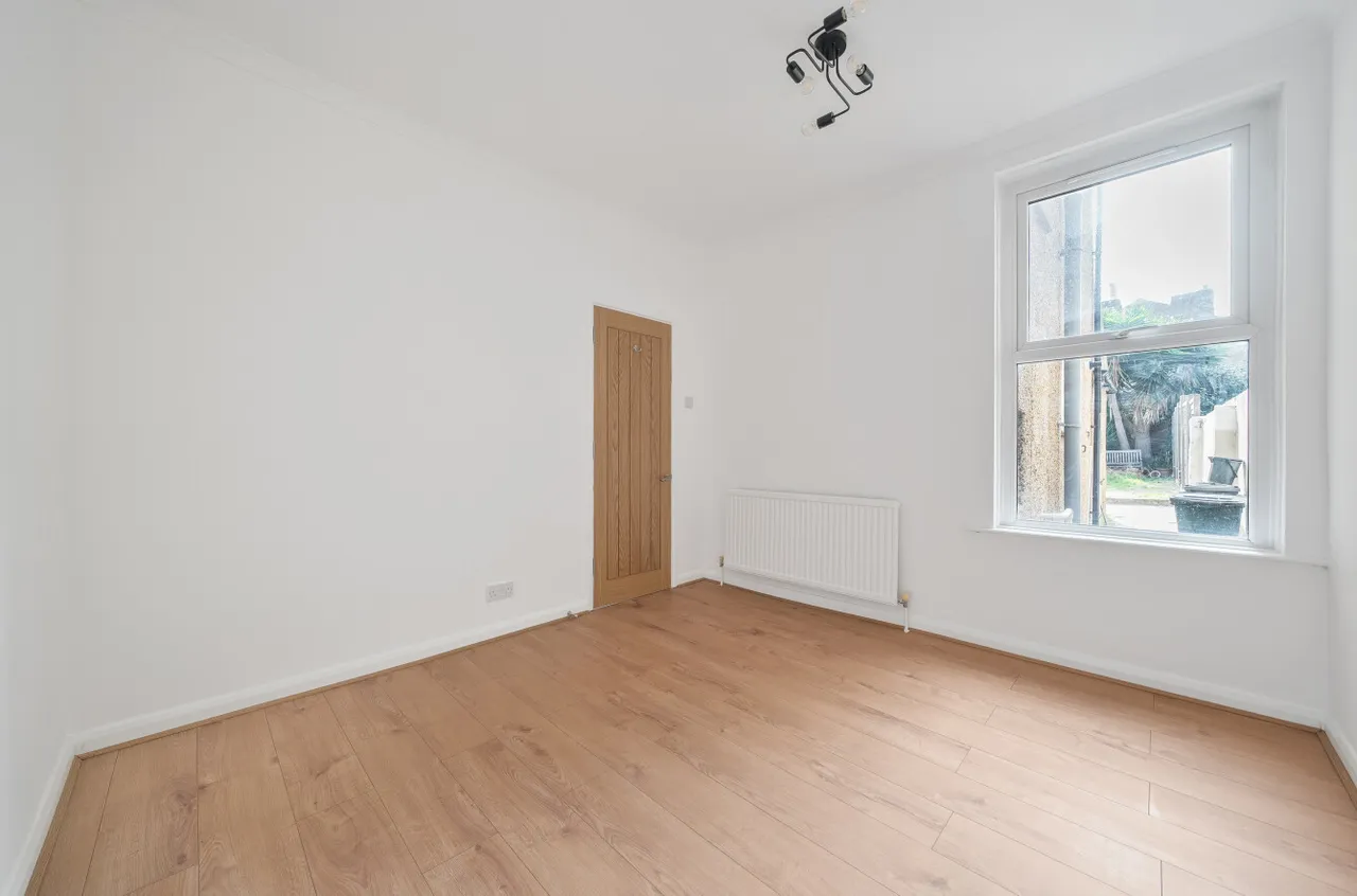 Jessie Road, Southsea, PO4, photo 8