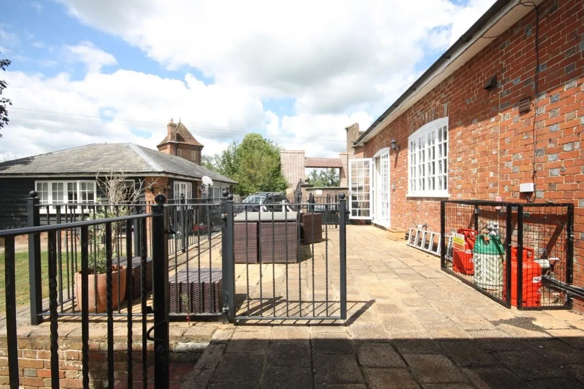 Rusper Road, Capel, RH5, photo 7