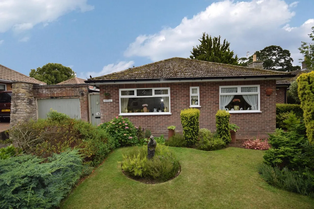 3 bed house for sale, Hall Lane, Burgh Le Marsh, PE24