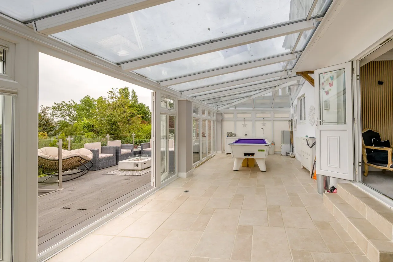 Hill Rise, Cuffley, EN6, photo 8
