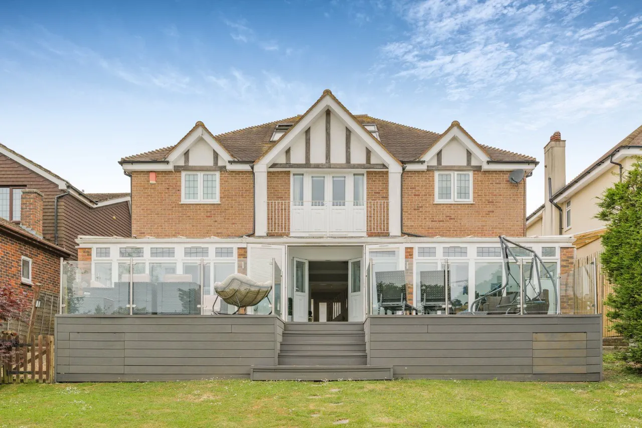 6 bed house for sale, Hill Rise, Cuffley, EN6