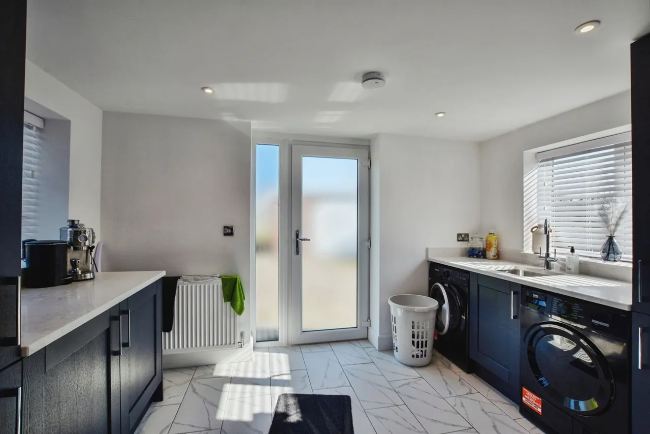 Church Road, Freiston, PE22, photo 12