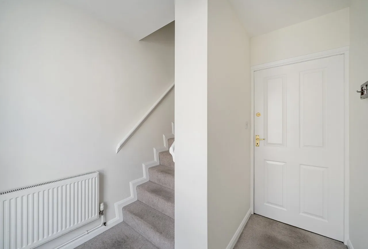 St. Georges Street, Cheltenham, GL50 4AF, photo 2