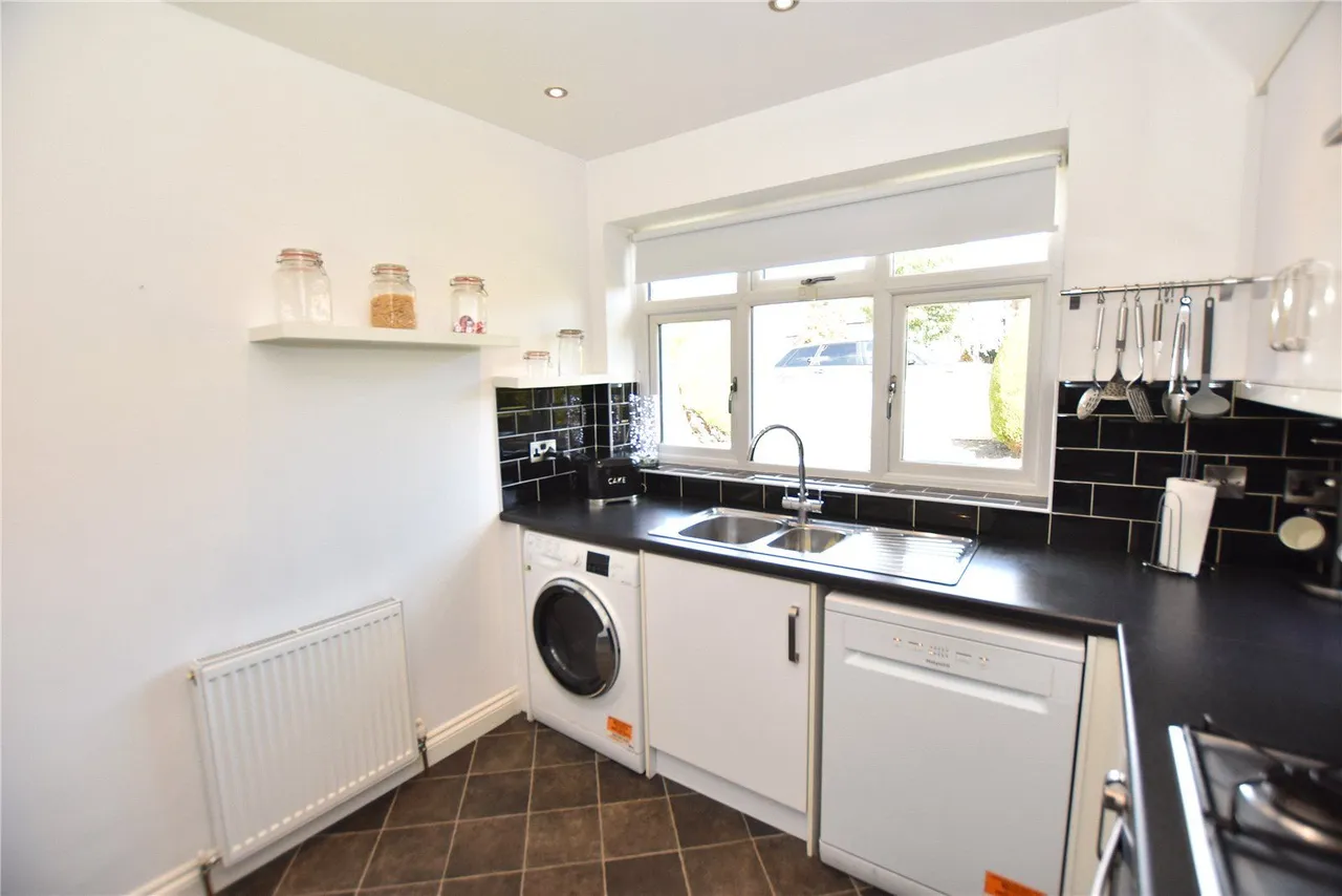 Temple Grove, Leeds, LS15, photo 11