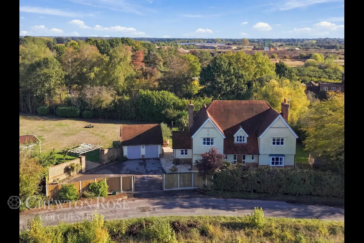 Blind Lane, Layer Marney, photo 47