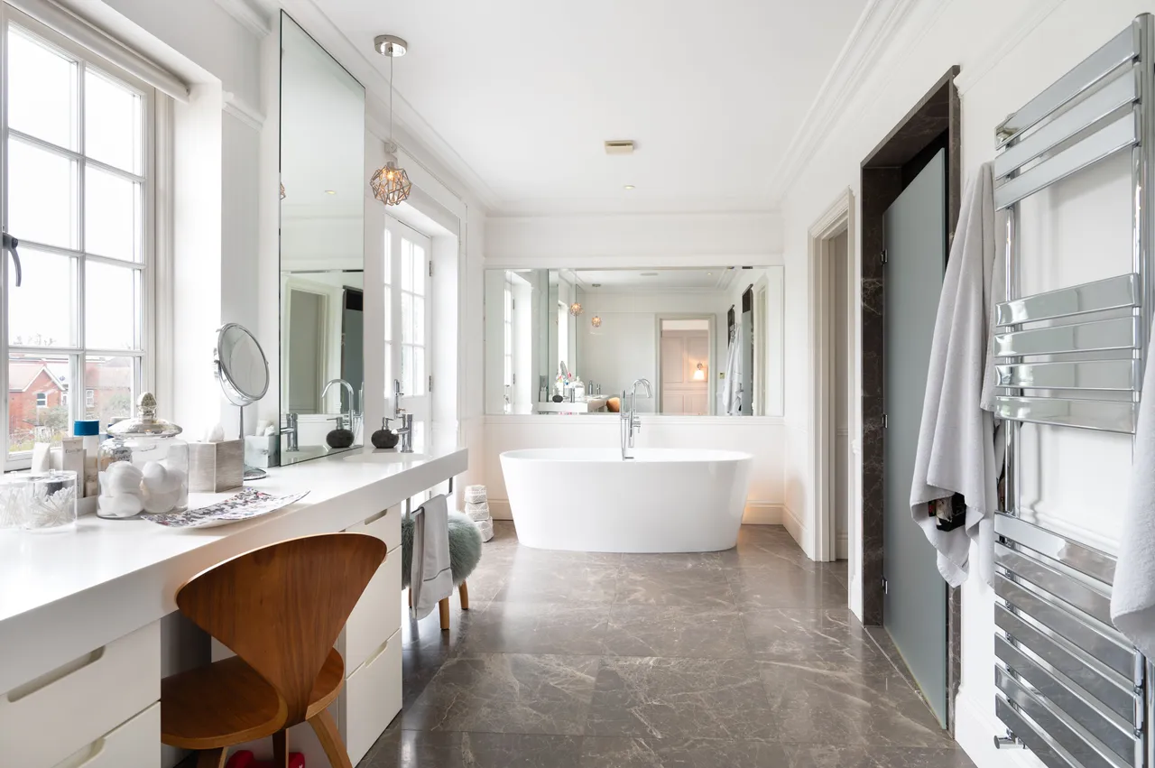 82 Christchurch Avenue, London, photo 4