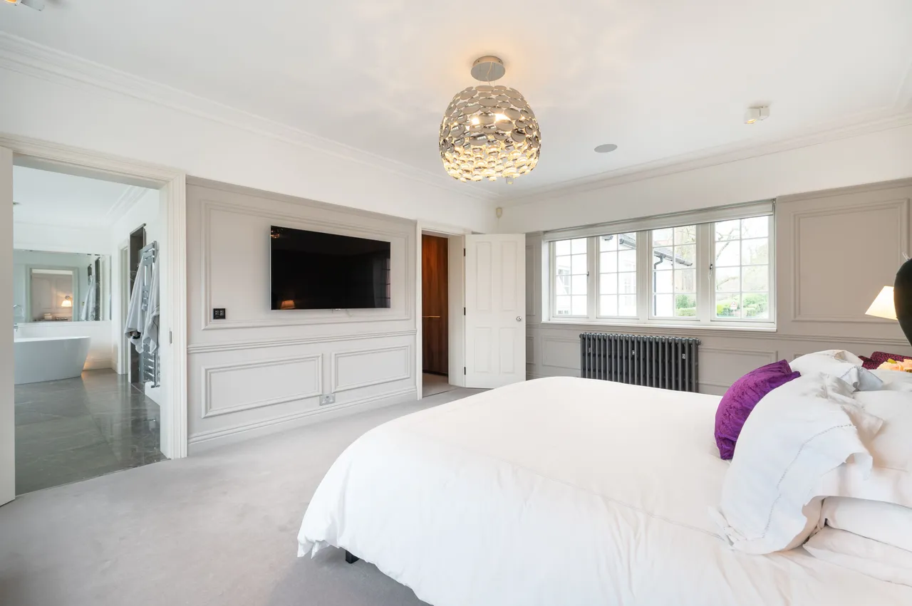 82 Christchurch Avenue, London, photo 12