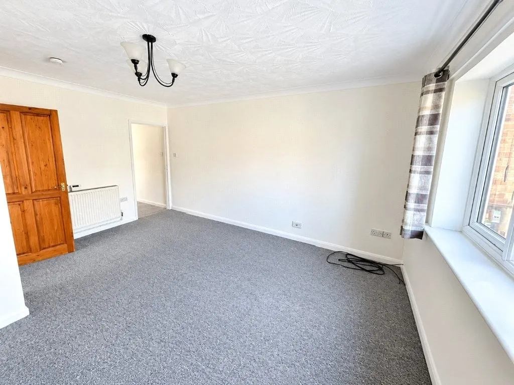 Holland Close, Bourne, Lincolnshire, PE10, photo 7