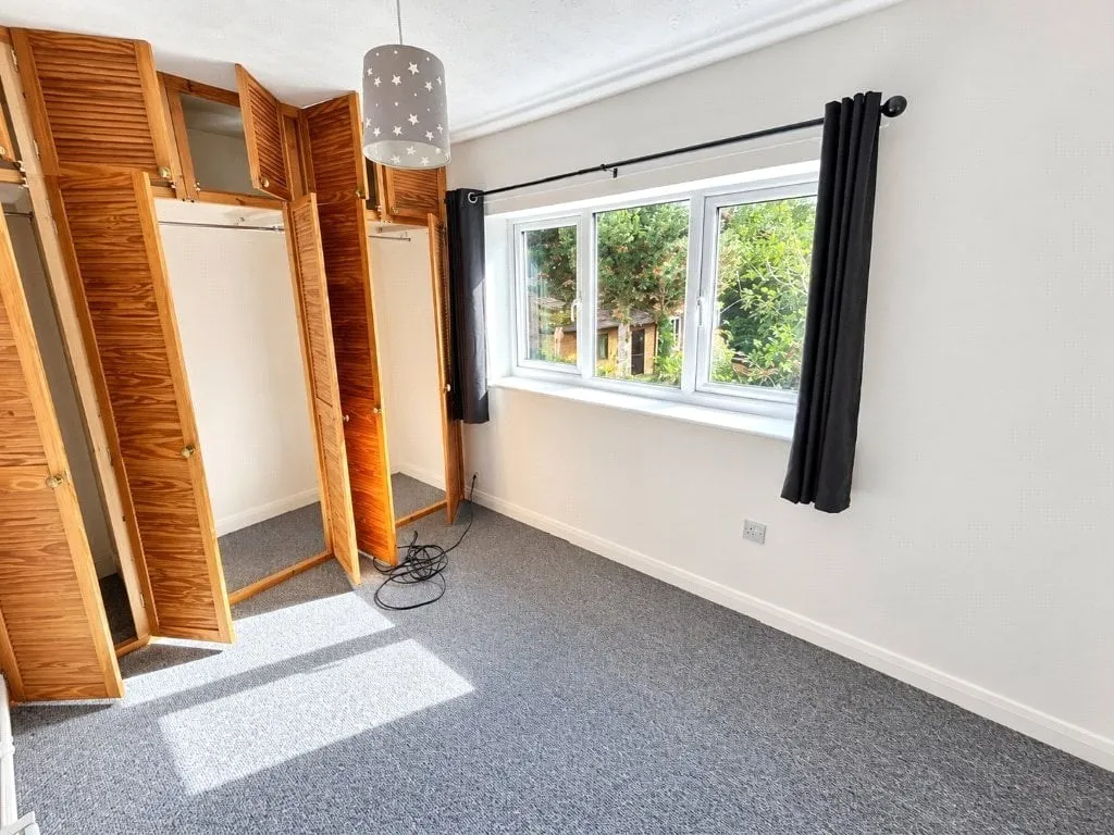 Holland Close, Bourne, Lincolnshire, PE10, photo 2