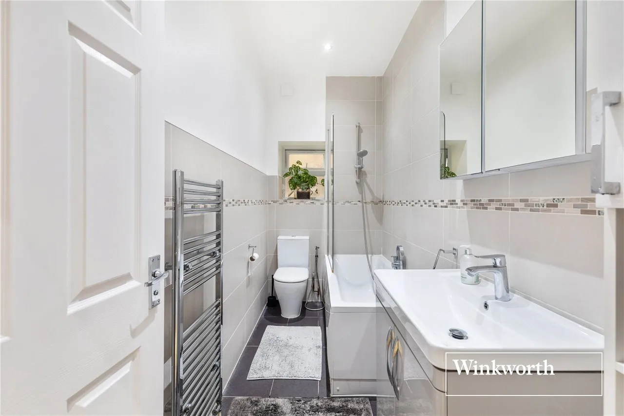 Eversleigh Road, Finchley, London, N3, photo 2