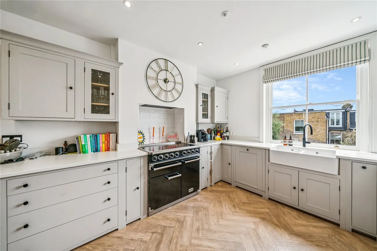 Gayville Road, London, SW11, photo 3