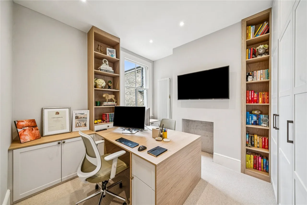 Gayville Road, London, SW11, photo 8
