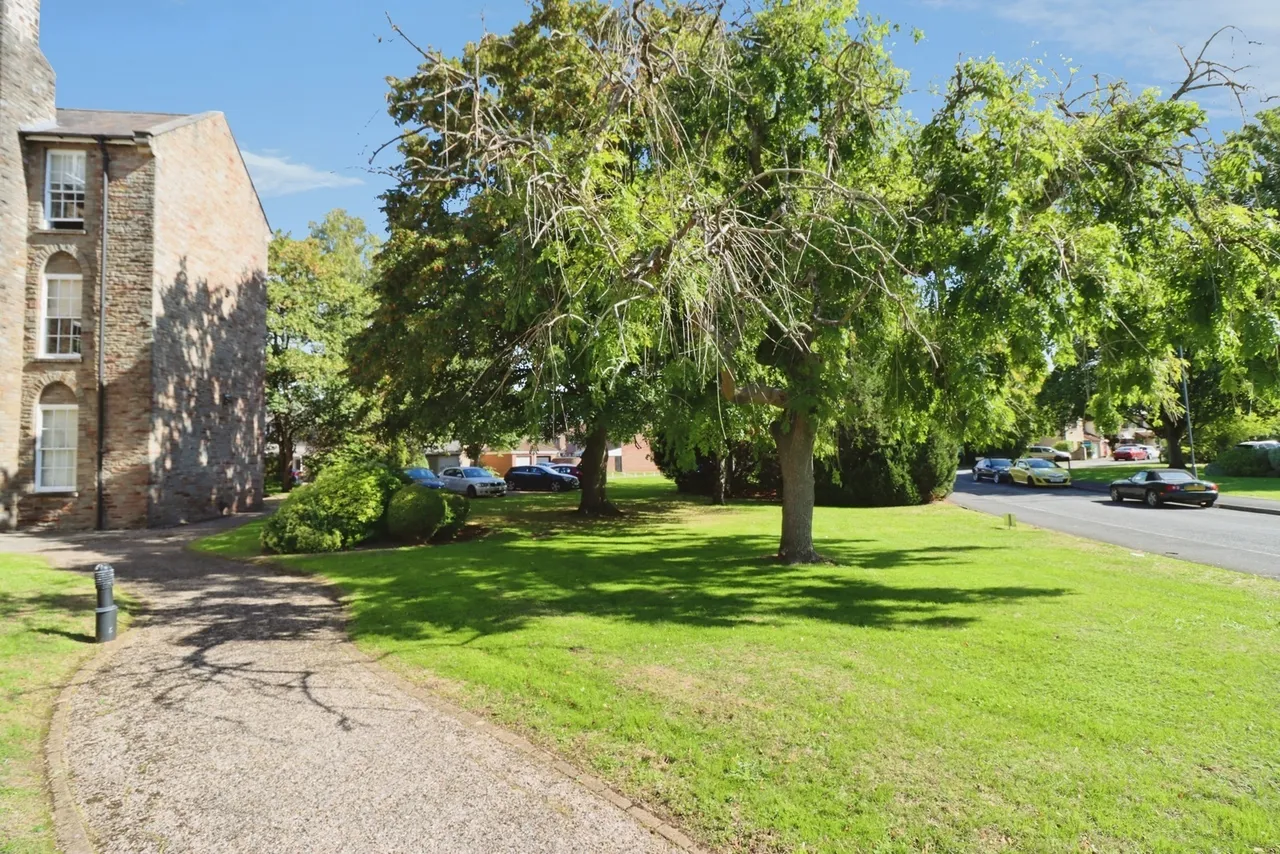 Linden House, Barkleys Hill, Stapleton, Bristol, BS16, photo 2