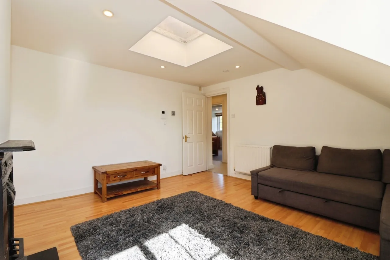 Linden House, Barkleys Hill, Stapleton, Bristol, BS16, photo 8