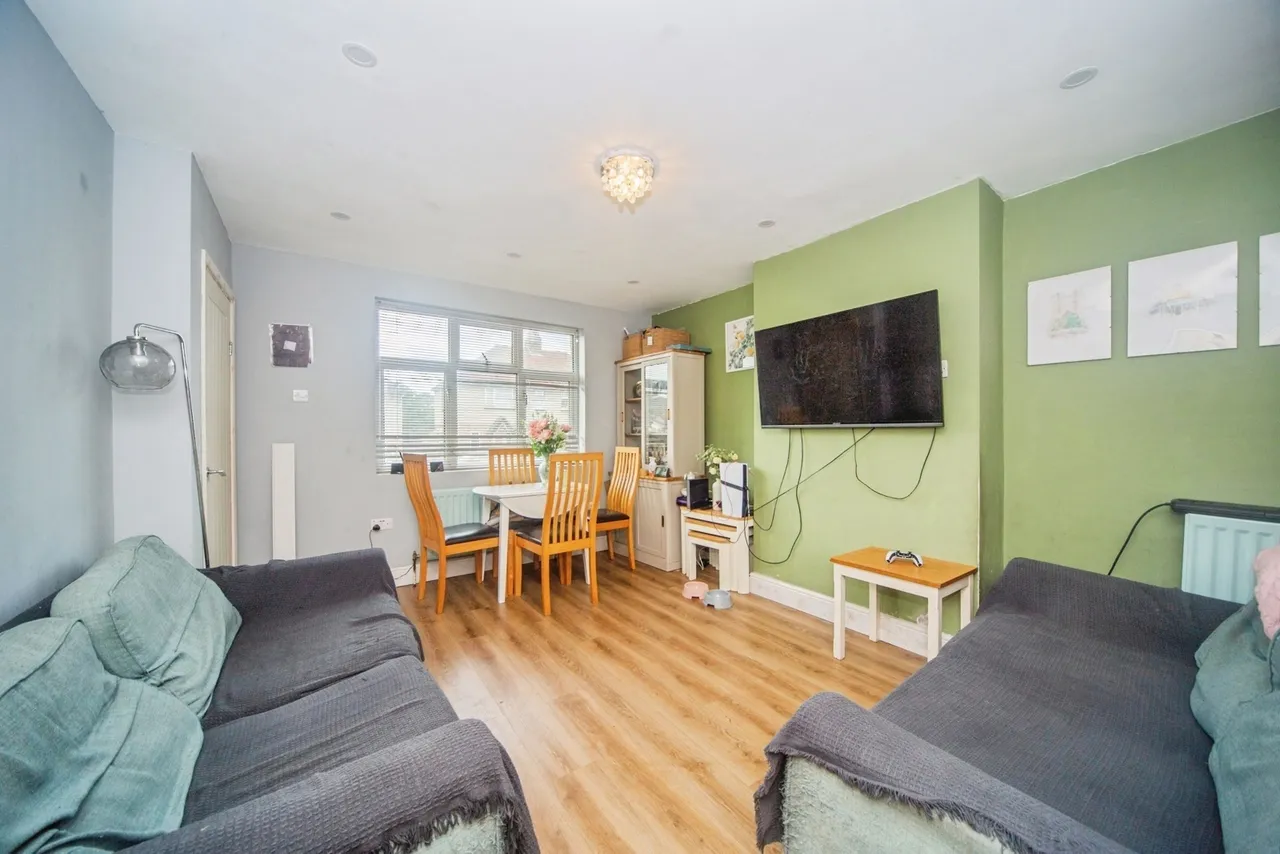 Carnation Road, Southampton, SO16, photo 2