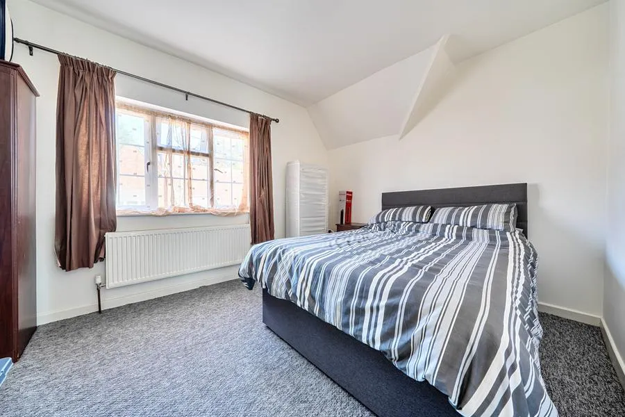 Kings Road, Banbury, OX16, photo 13