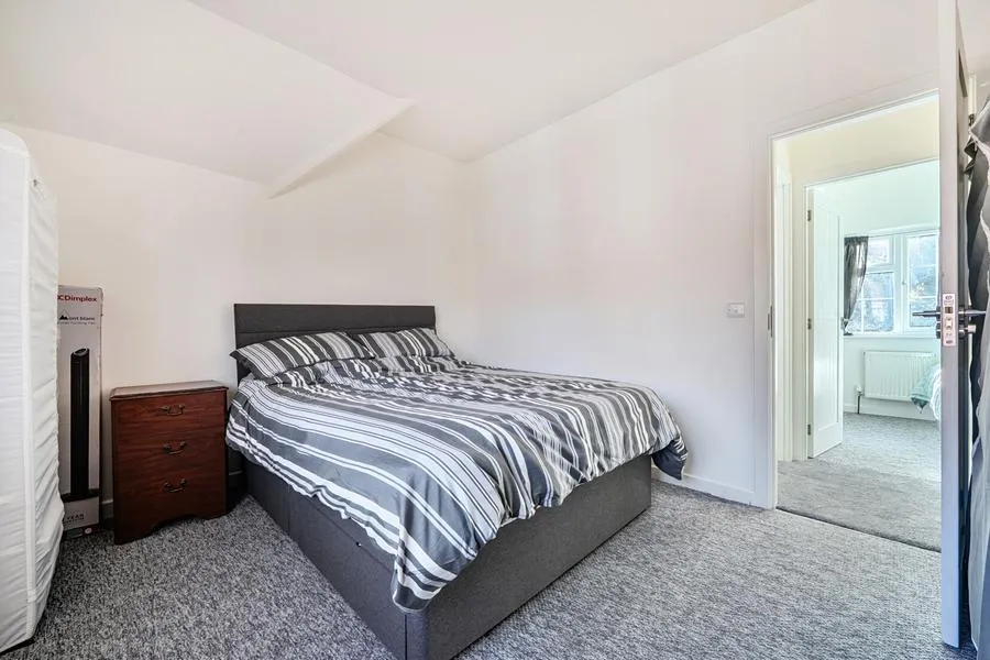 Kings Road, Banbury, OX16, photo 12