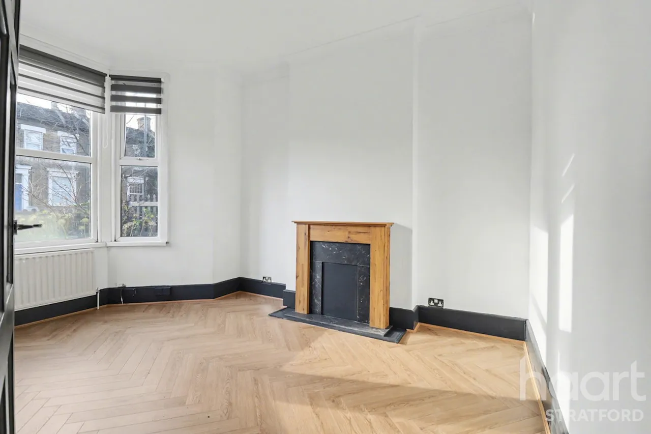 Chobham Road, Stratford, E15, photo 3