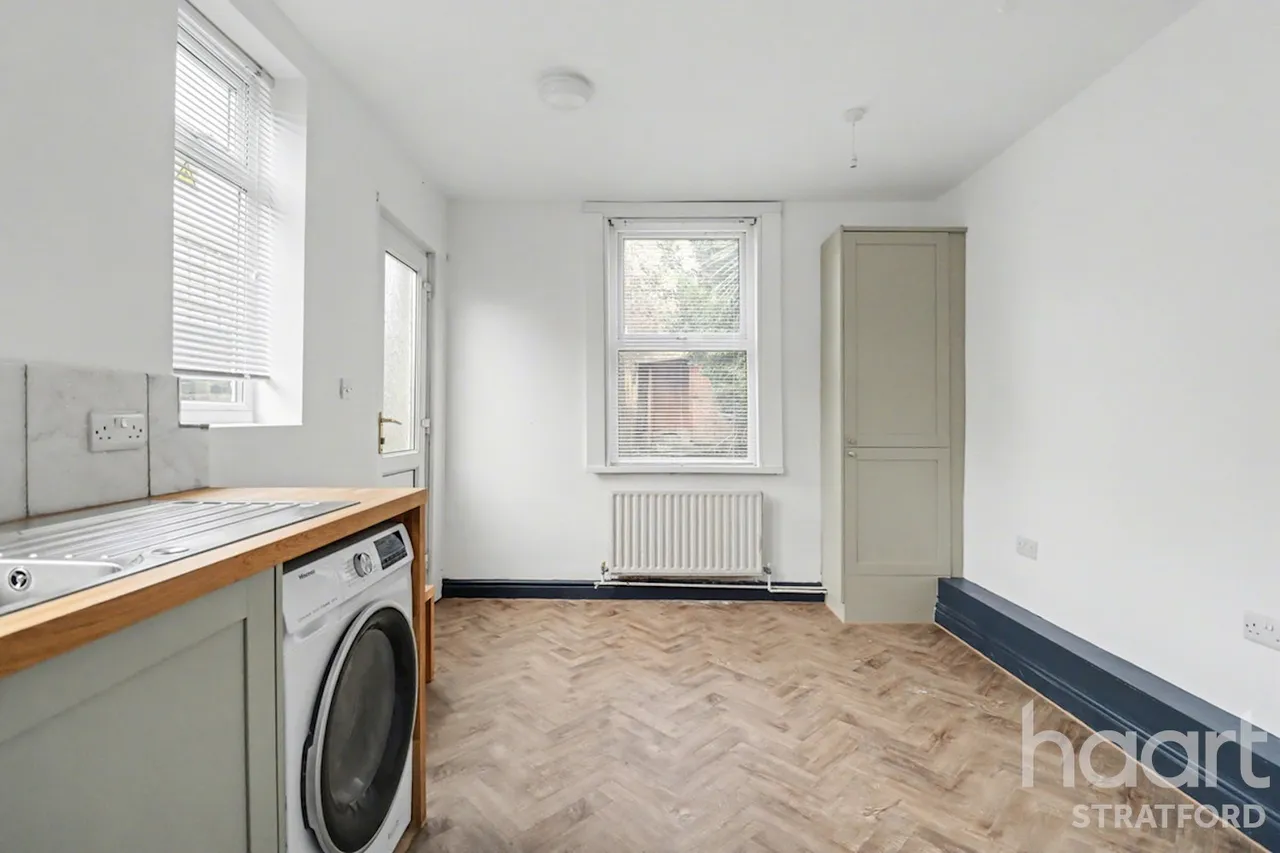 Chobham Road, Stratford, E15, photo 13
