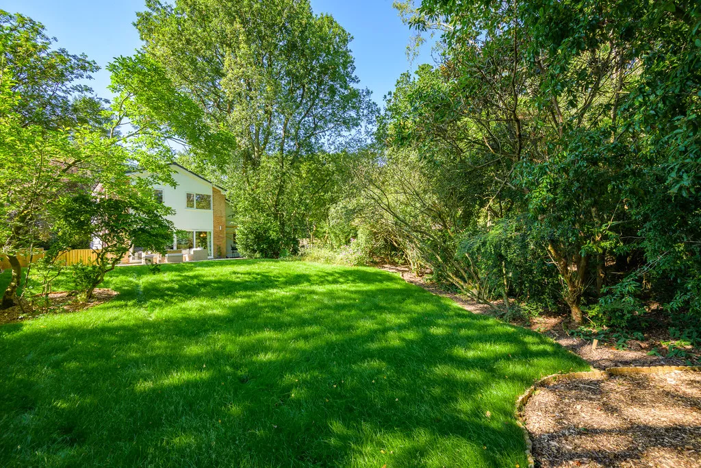 Tower Road, Ashley Heath, photo 28