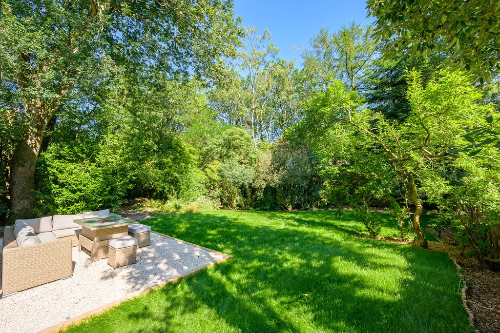Tower Road, Ashley Heath, photo 24