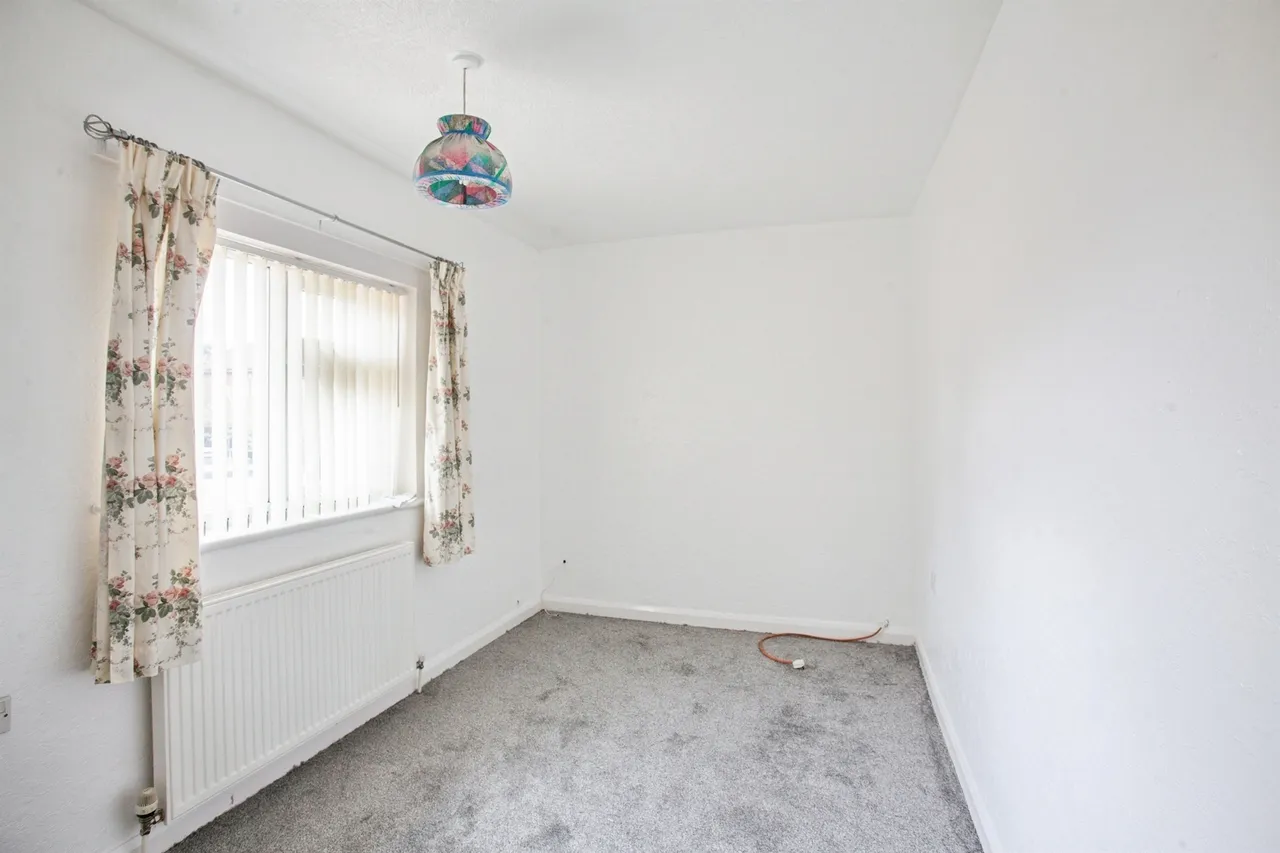 Middle Lane South, Herringthorpe, Rotherham, photo 11