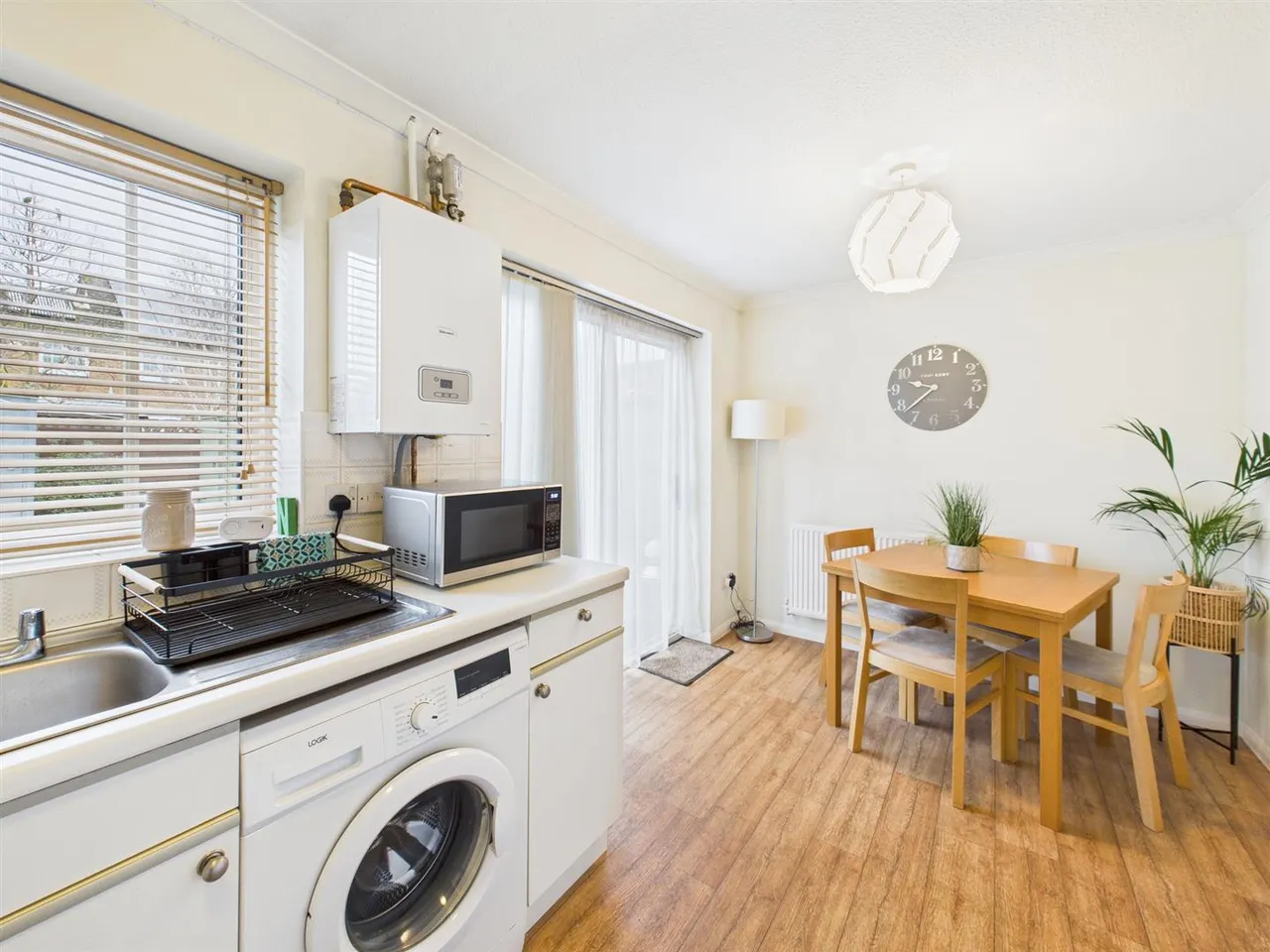 Flemming Avenue, Ruislip, HA4 9LE, photo 4