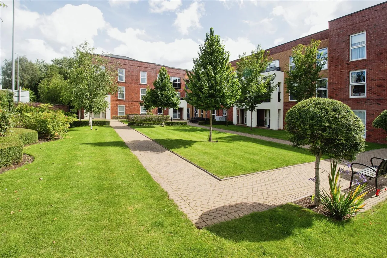 The Oval, Stafford, ST17, photo 19