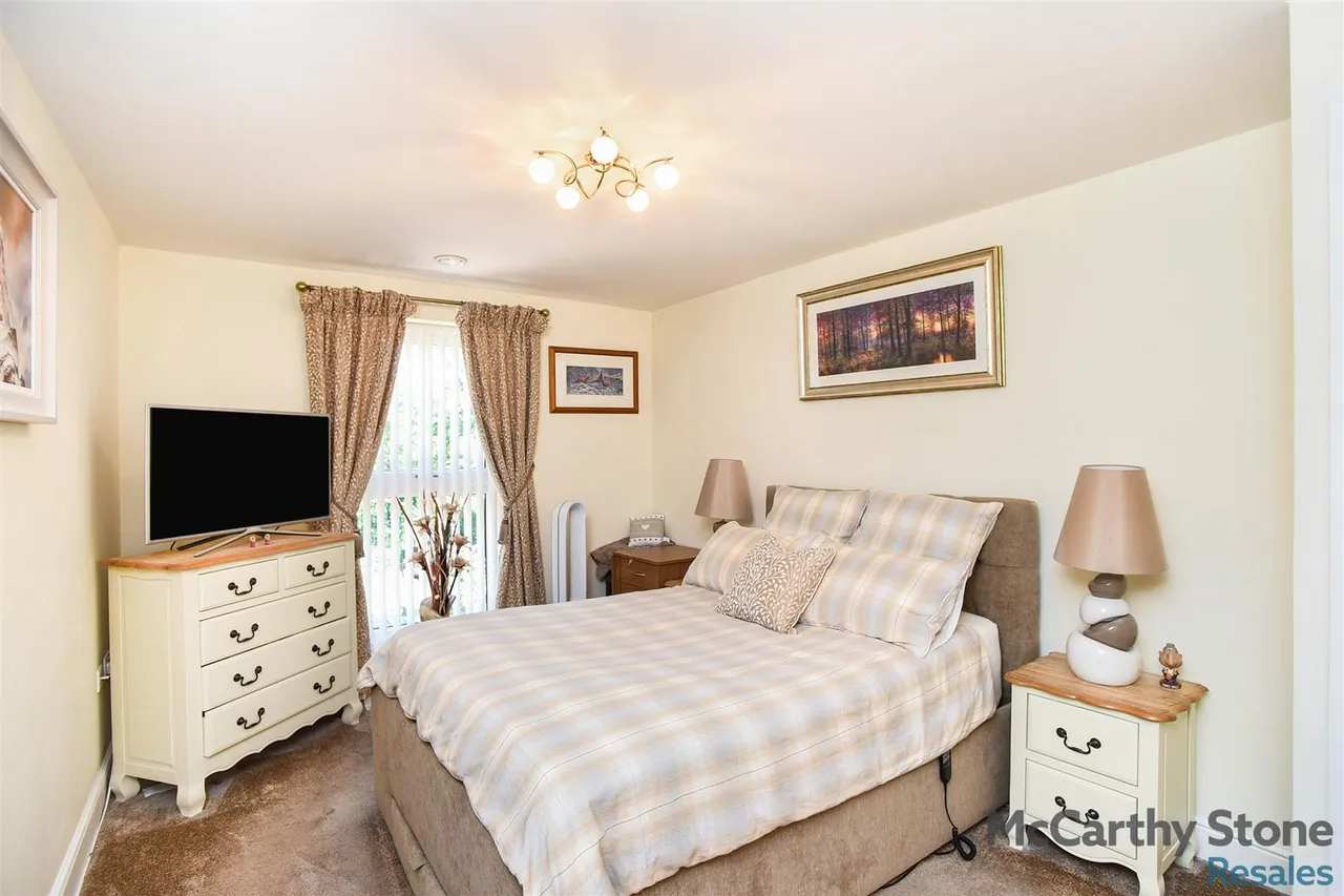 The Oval, Stafford, ST17, photo 7