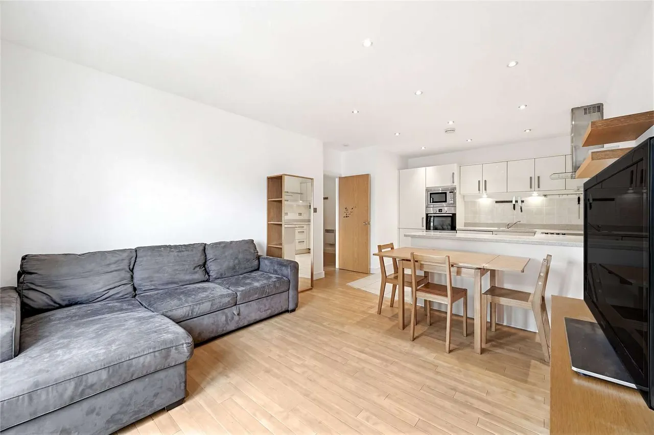 Acton Lane, London, W4 5HU, photo 2