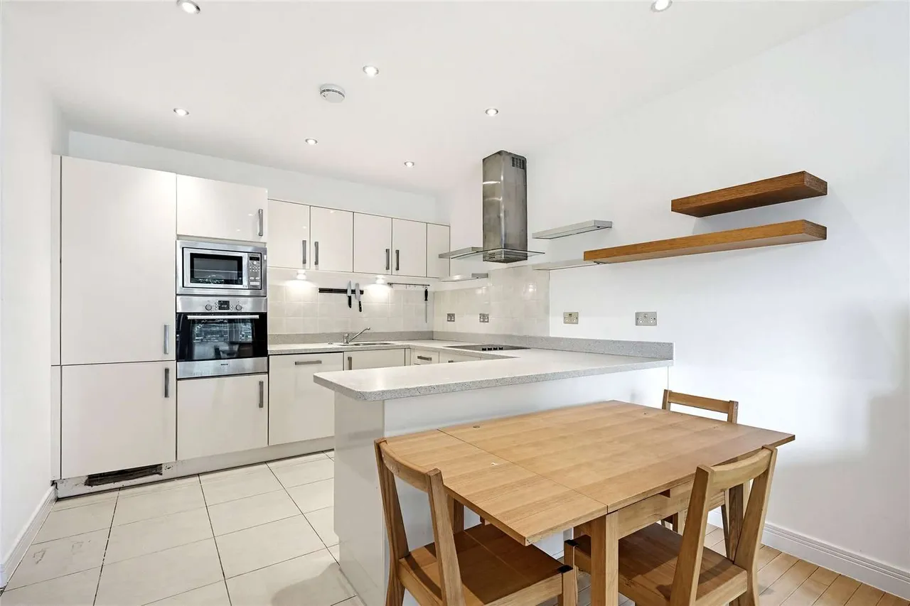 Acton Lane, London, W4 5HU, photo 5