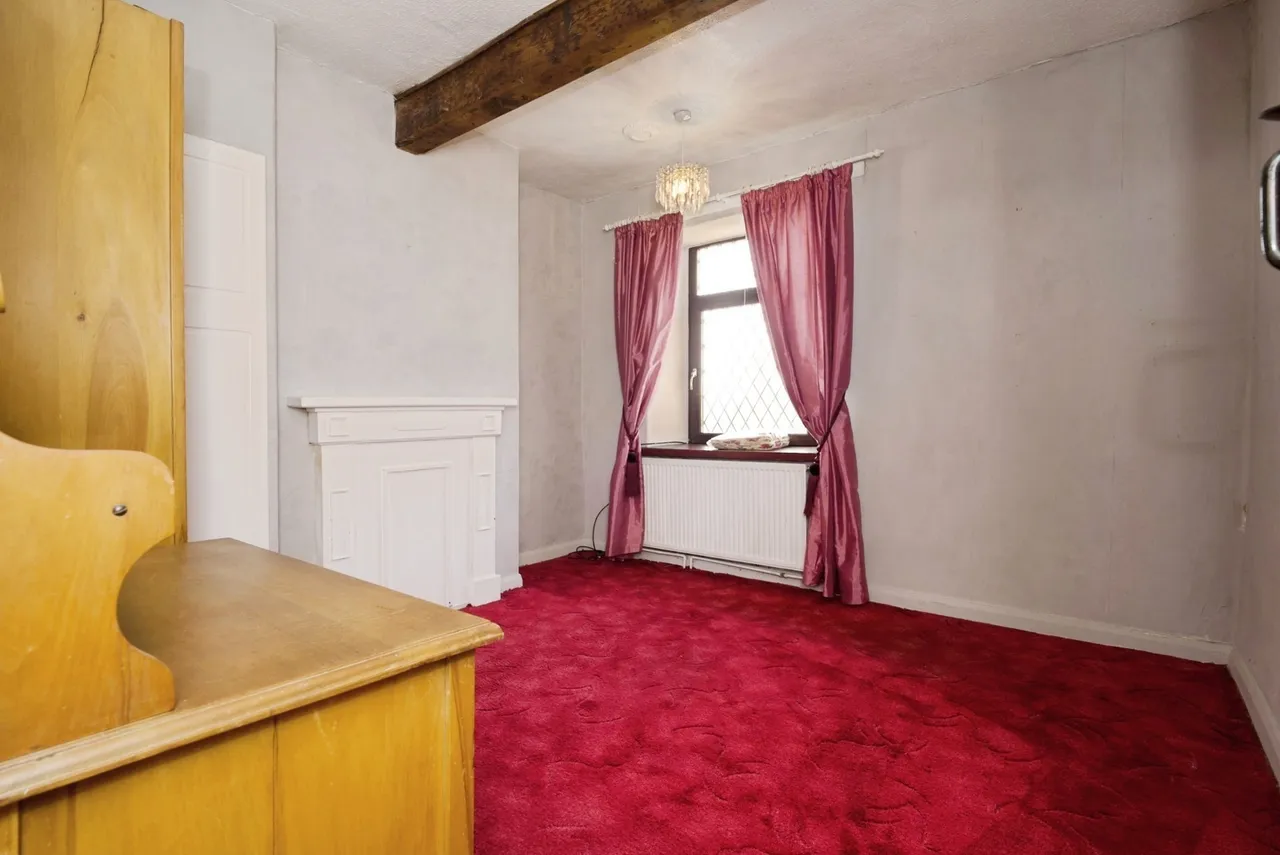 Doncaster Road, Hooton Roberts, Rotherham, South Yorkshire, S65, photo 16