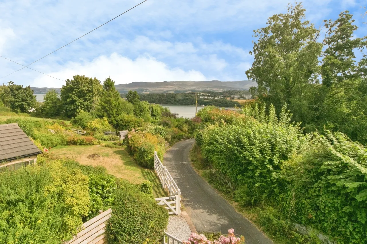 Lon Ty Mawr, Llandegfan, LL59, photo 26
