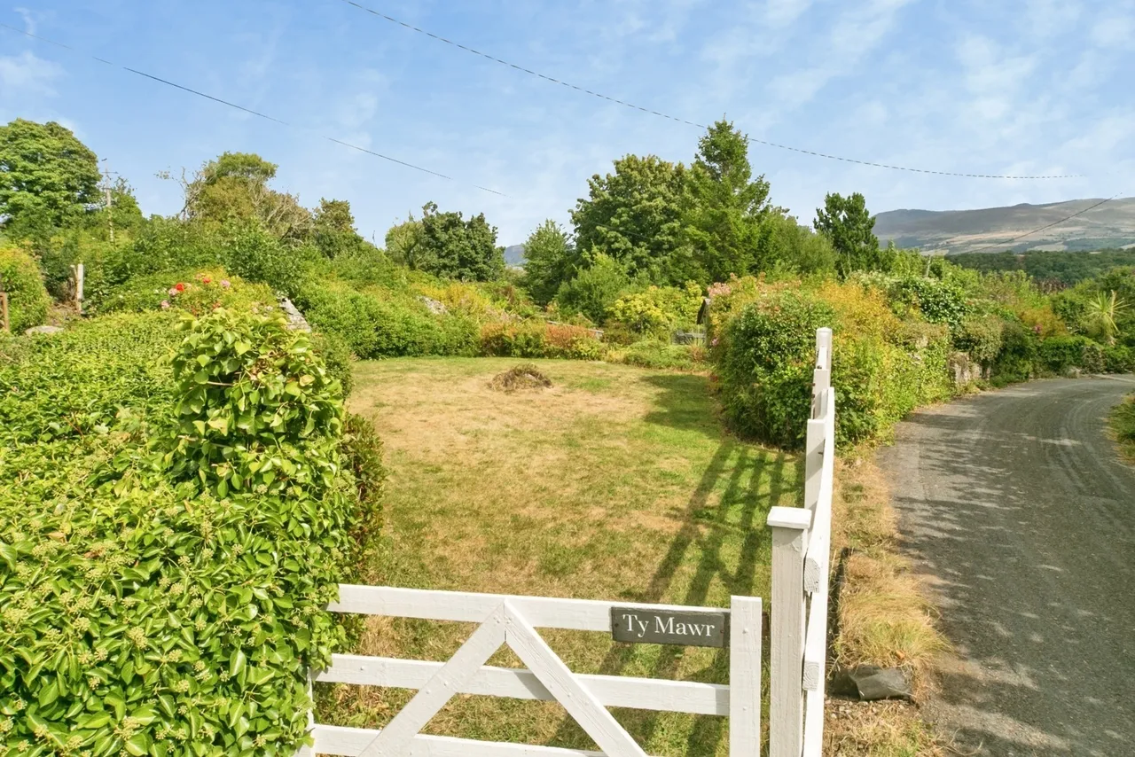Lon Ty Mawr, Llandegfan, LL59, photo 27