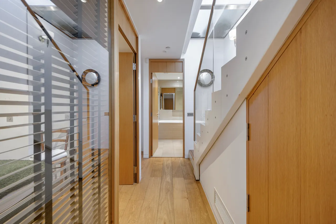 Princess Louise Walk, London, W10, photo 22