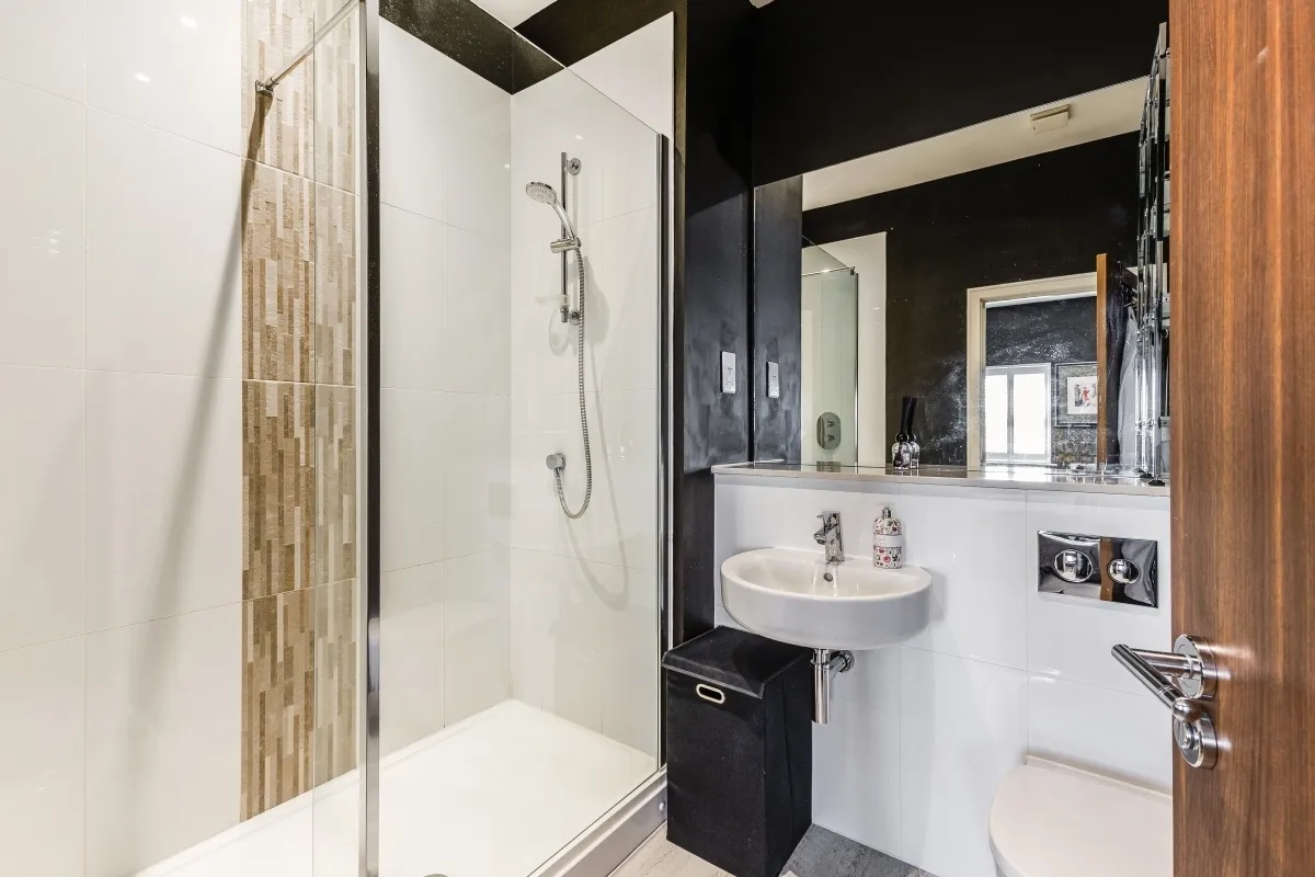 Parsonage Road Horsham RH12, photo 7