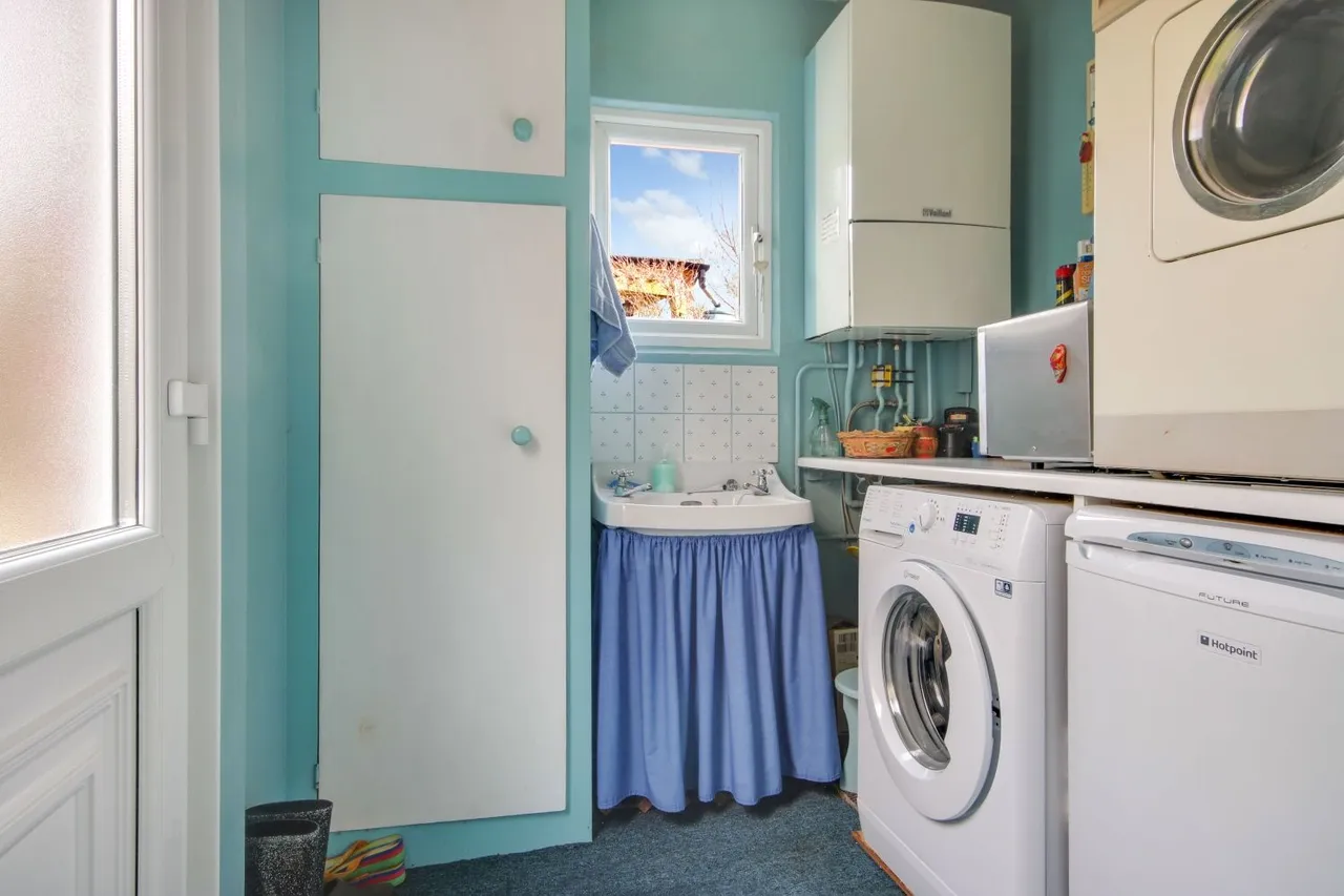 Kingston Avenue, Combe Martin, EX34, photo 18
