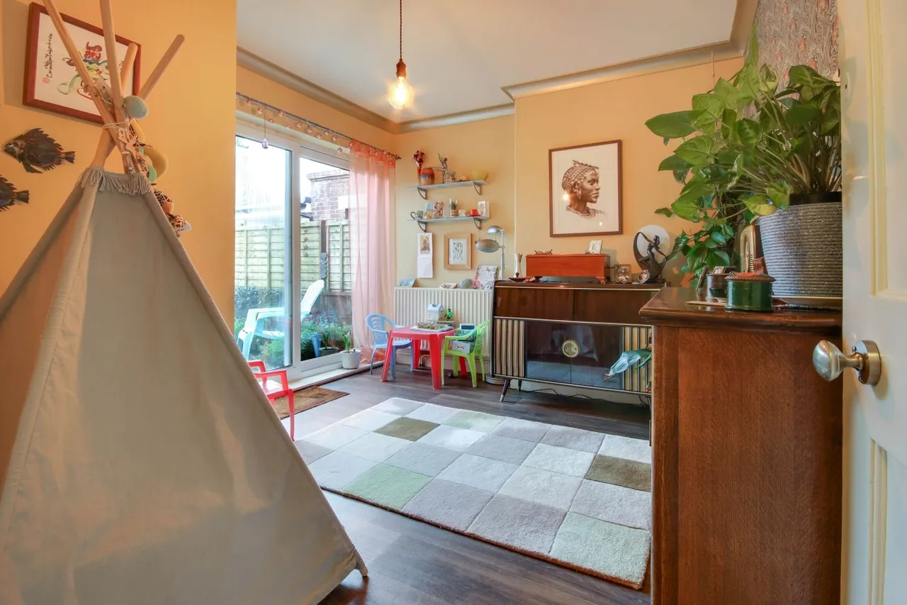 Kingston Avenue, Combe Martin, EX34, photo 6