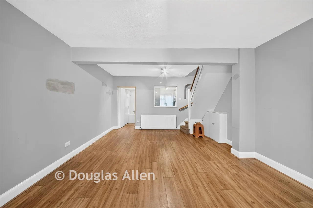 Oval Road North, Dagenham, RM10, photo 4