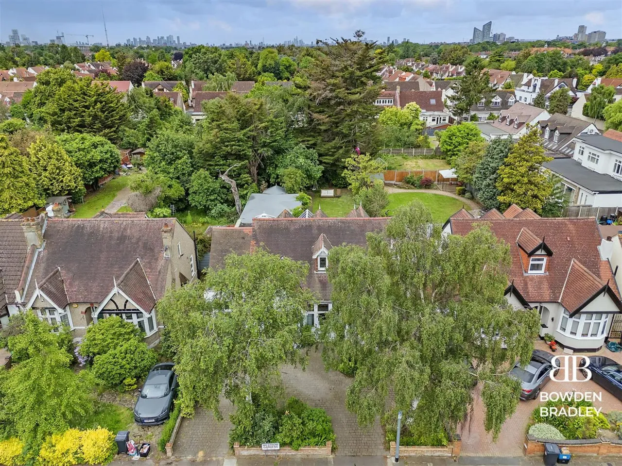 Westrow Gardens, Ilford, IG3, photo 102